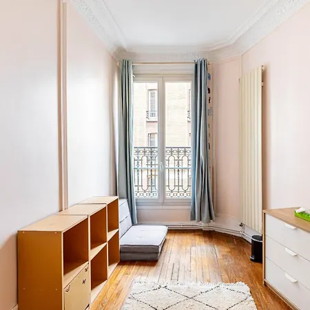 Guestready - Spacious Flat Close To Bastille! * Parigi